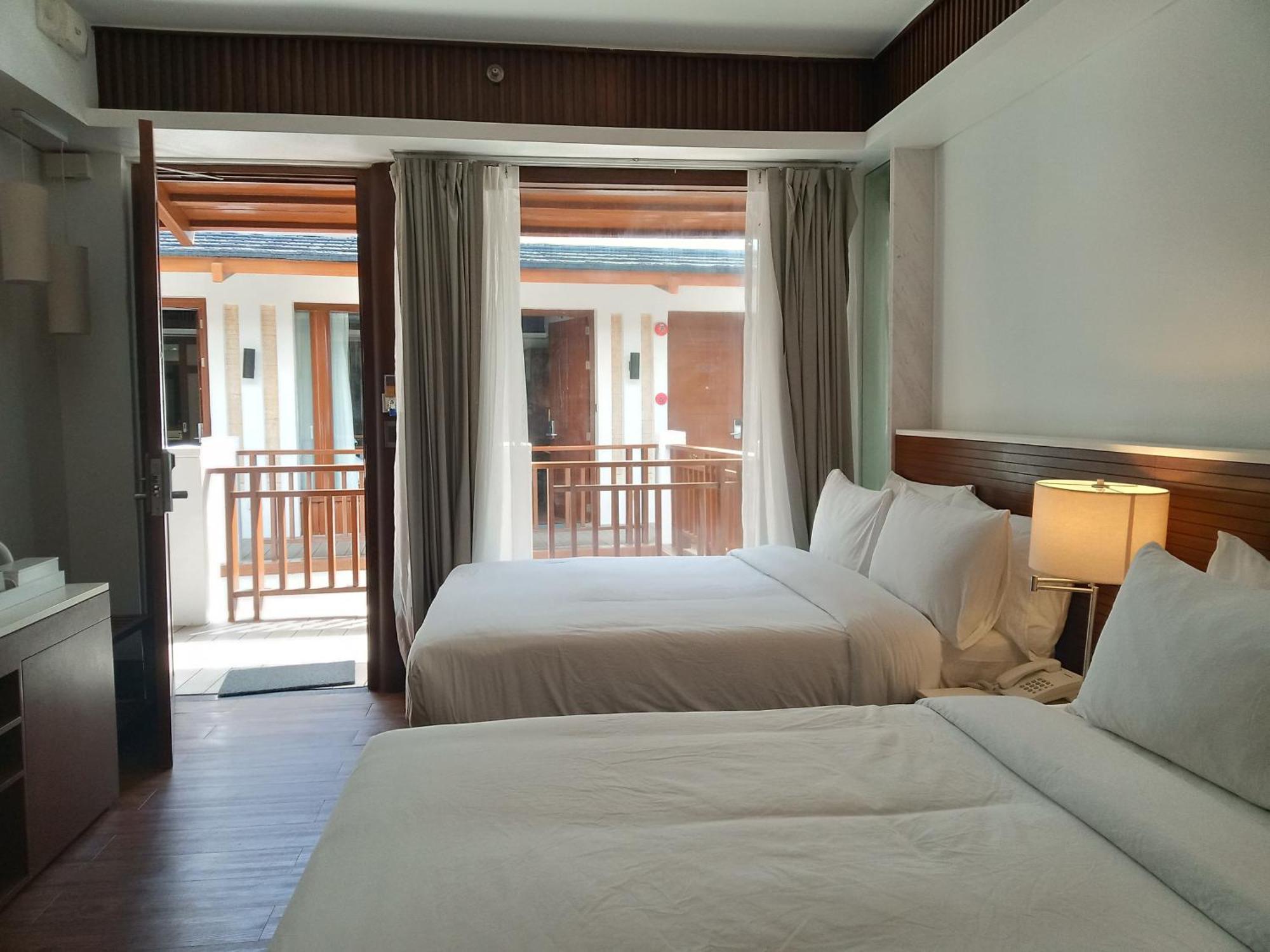Mandarin White Sand Boracay Manoc-Manoc الغرفة الصورة